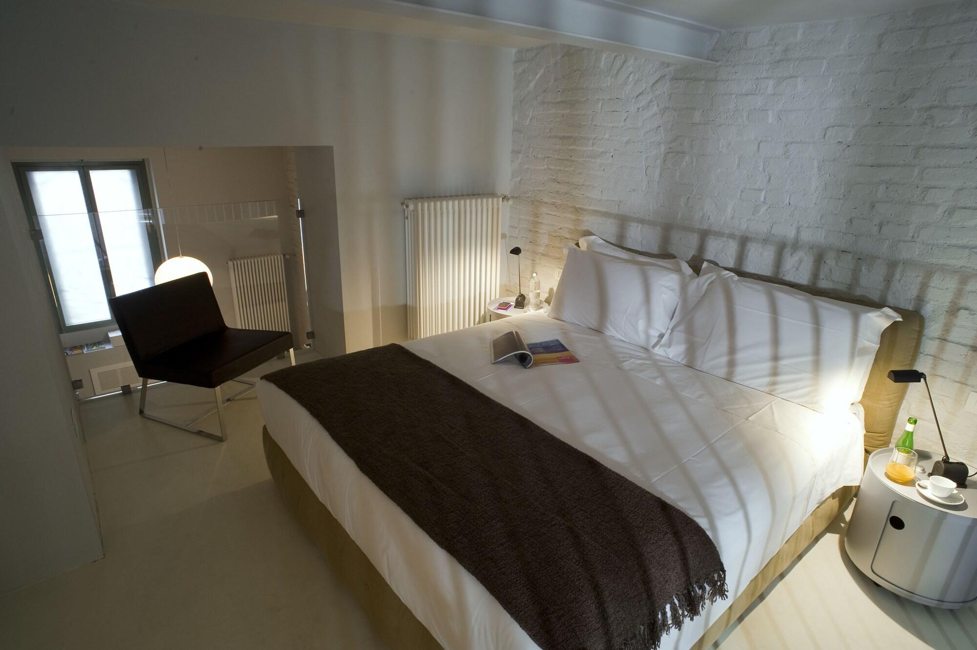 Milan Design Suites Экстерьер фото