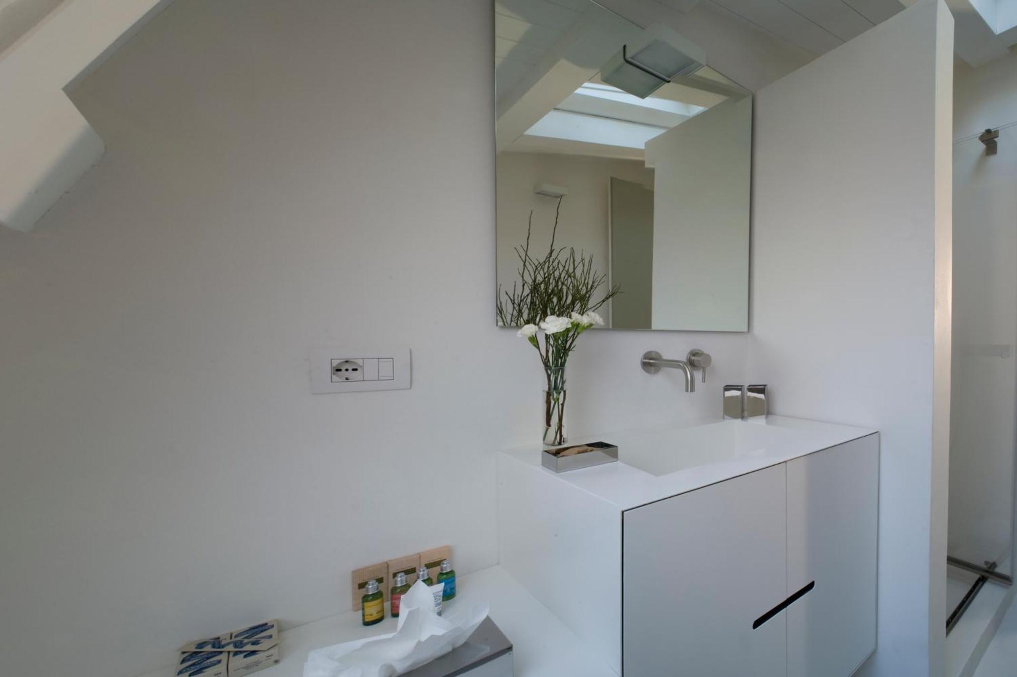 Milan Design Suites Экстерьер фото
